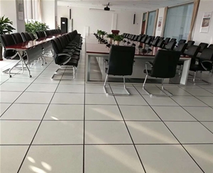 AYX体育官网：灰色有机硅防水漆产品拌和后在2小时内用完